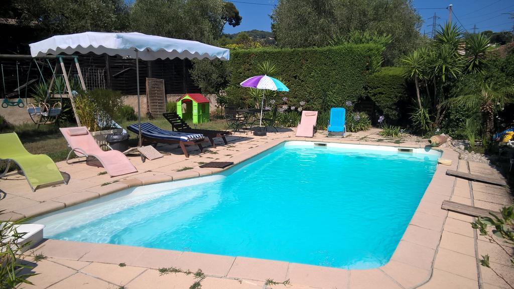 Bed and Breakfast Parfums d'Azur Le Cannet Zimmer foto
