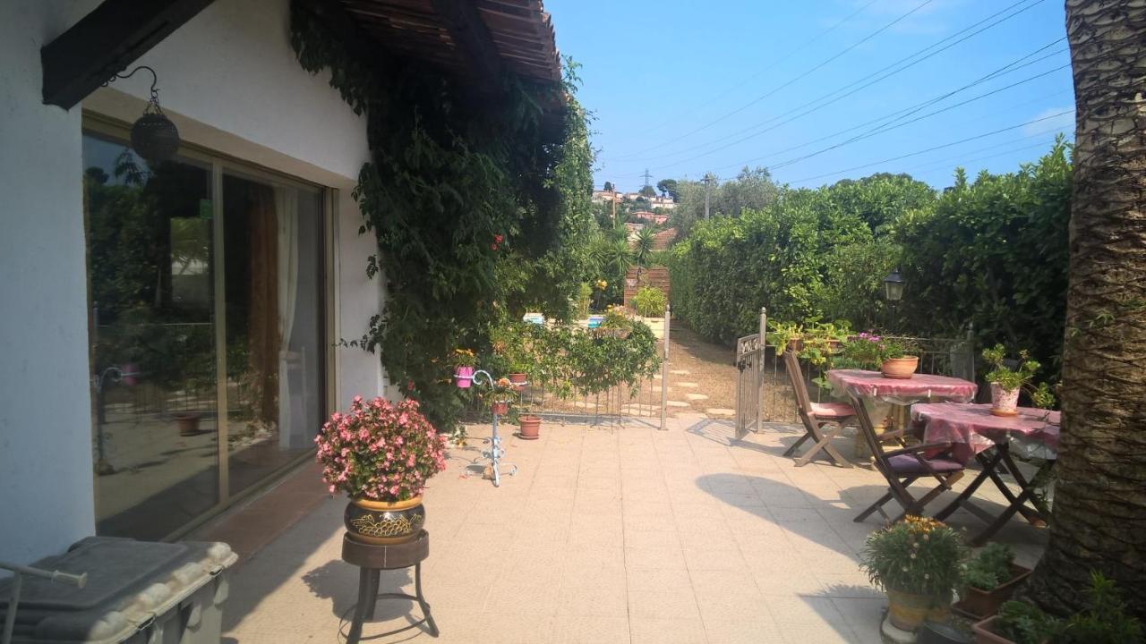 Bed and Breakfast Parfums d'Azur Le Cannet Exterior foto